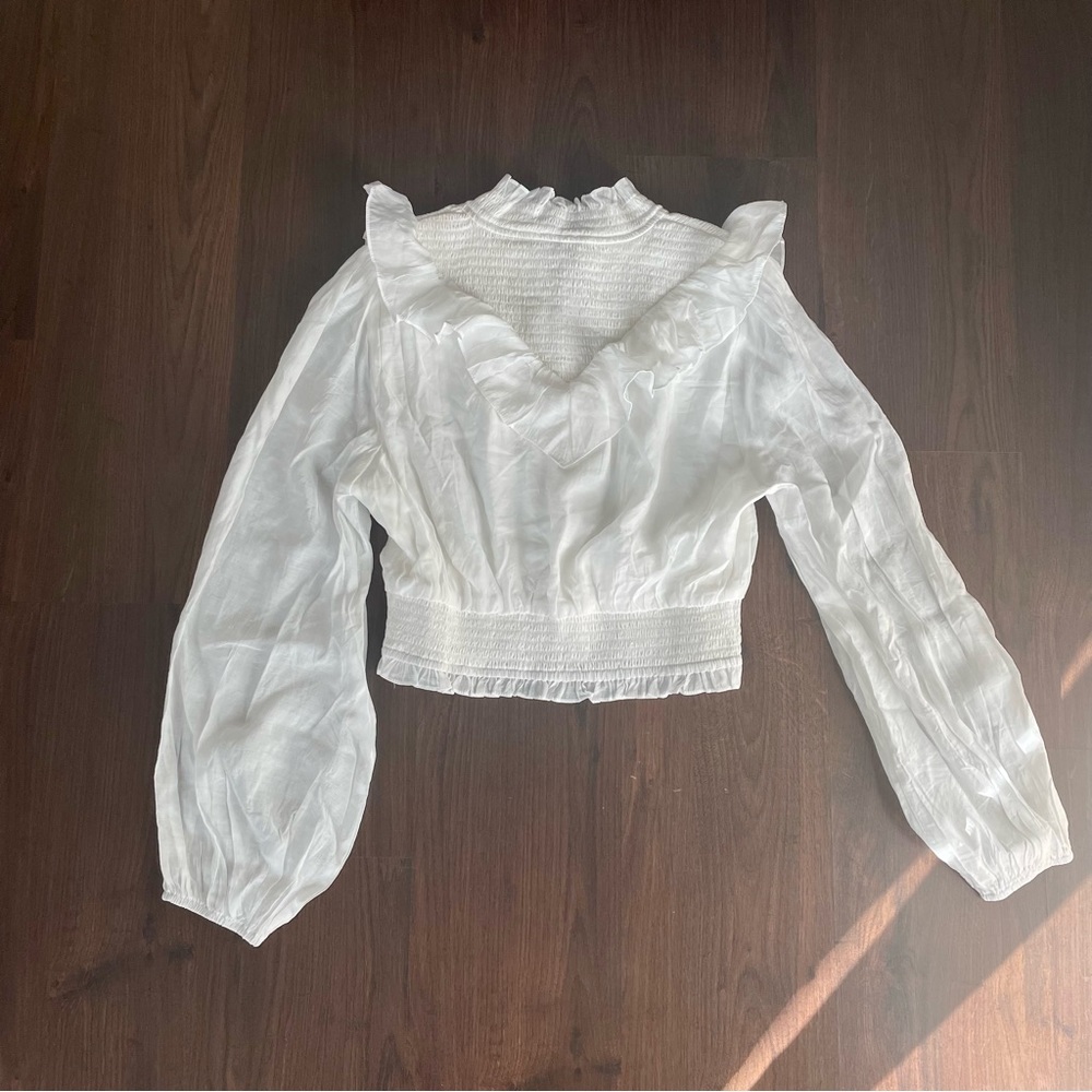 Elliatt Hama set in white size L bloused sleeves with elastic cuffs & waistband. - Picture 6 of 8